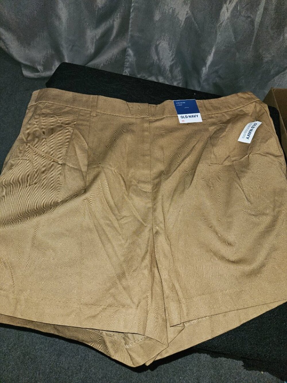 NWT Old Navy Extra High-Rise Tan Chino Shorts (2X)